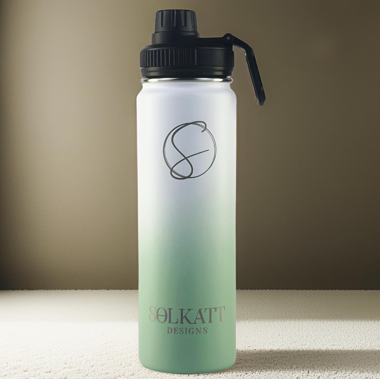 Peppermint Dream (Pastel Green) 650ml / 22oz Stainless Steel Insulated Drink Bottle - Solkatt Designs 