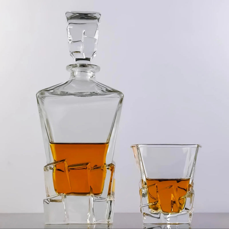 Rock Bottom Whisky Decanter and 4 Glass Set - Solkatt Designs 