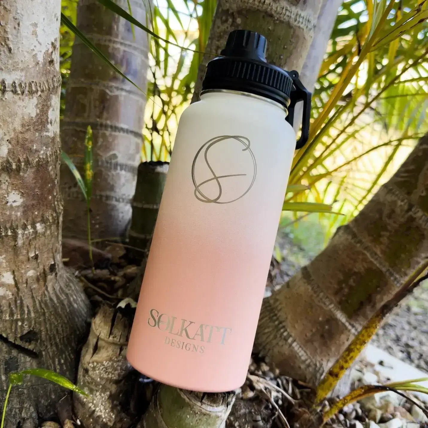 Soft pink insulated water bottle 32oz Solkatt Designs